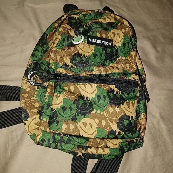 Vibedration backpack top